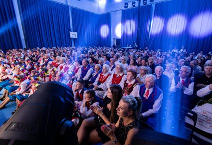 Widok na Publiczność Koncertu Pieśni w Karniewie