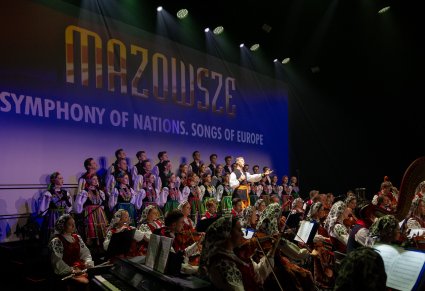 Chór i orkiestra podczas koncertu