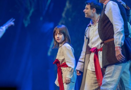 Na pierwszym planie postać Małego Józka