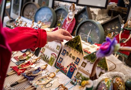 Zbliżenie na stoisko wystawcy na XIII Jarmarku Wielkanocnym w Karolinie