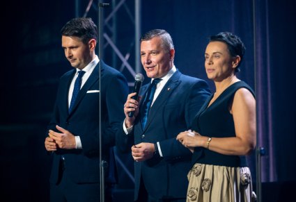 Przedstawiciele władz w trakcie Koncertu Pieśni