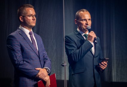 Przemówienia przed koncertem