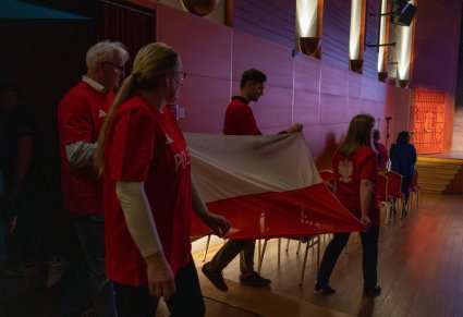 Wniesienie flagi Polski