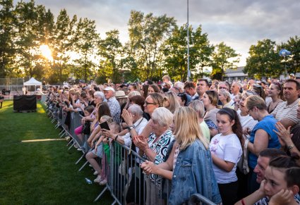 Widok na publiczność podczas koncertu