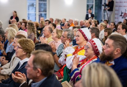 Zbliżenie na publiczność koncertu