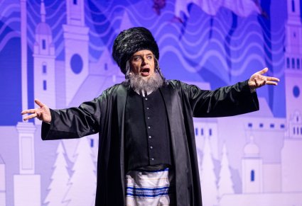 Zbliżenie na postać Żyda