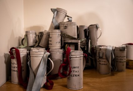 Zbliżenie na puszki 51 Kwesty