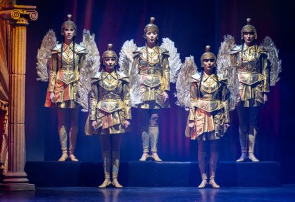 Zbliżenie na Chór Wojsk Anielskich