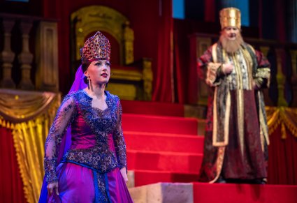 Postać Królowej i Heroda we wspólnej scenie