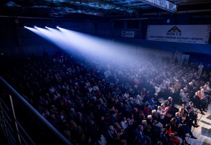 Widok na publiczność koncertu w Radzyminie