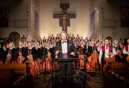 Dyrygent, orkiestra i chór