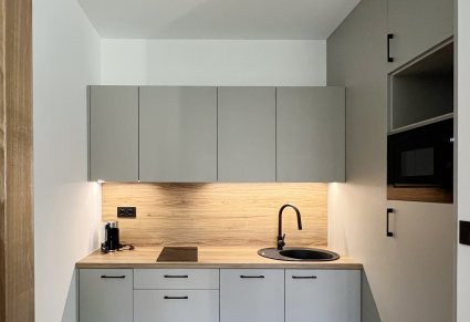 Bursa - dokumentacja zdjęciowa etapów przebudowy