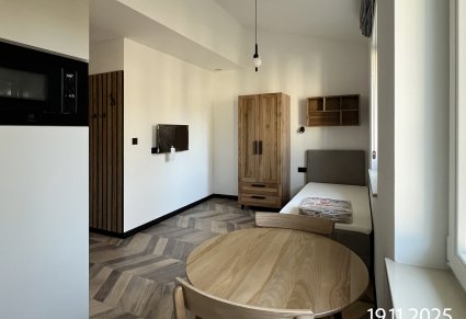 Bursa - dokumentacja zdjęciowa etapów przebudowy