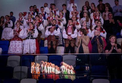 Artyście Zespołu Pieśni i Tańca "Rzeszowiacy" na widowni
