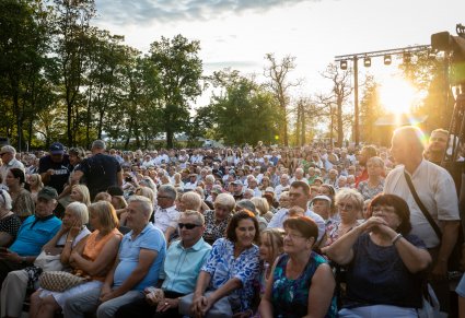 Zgromadzona publiczność